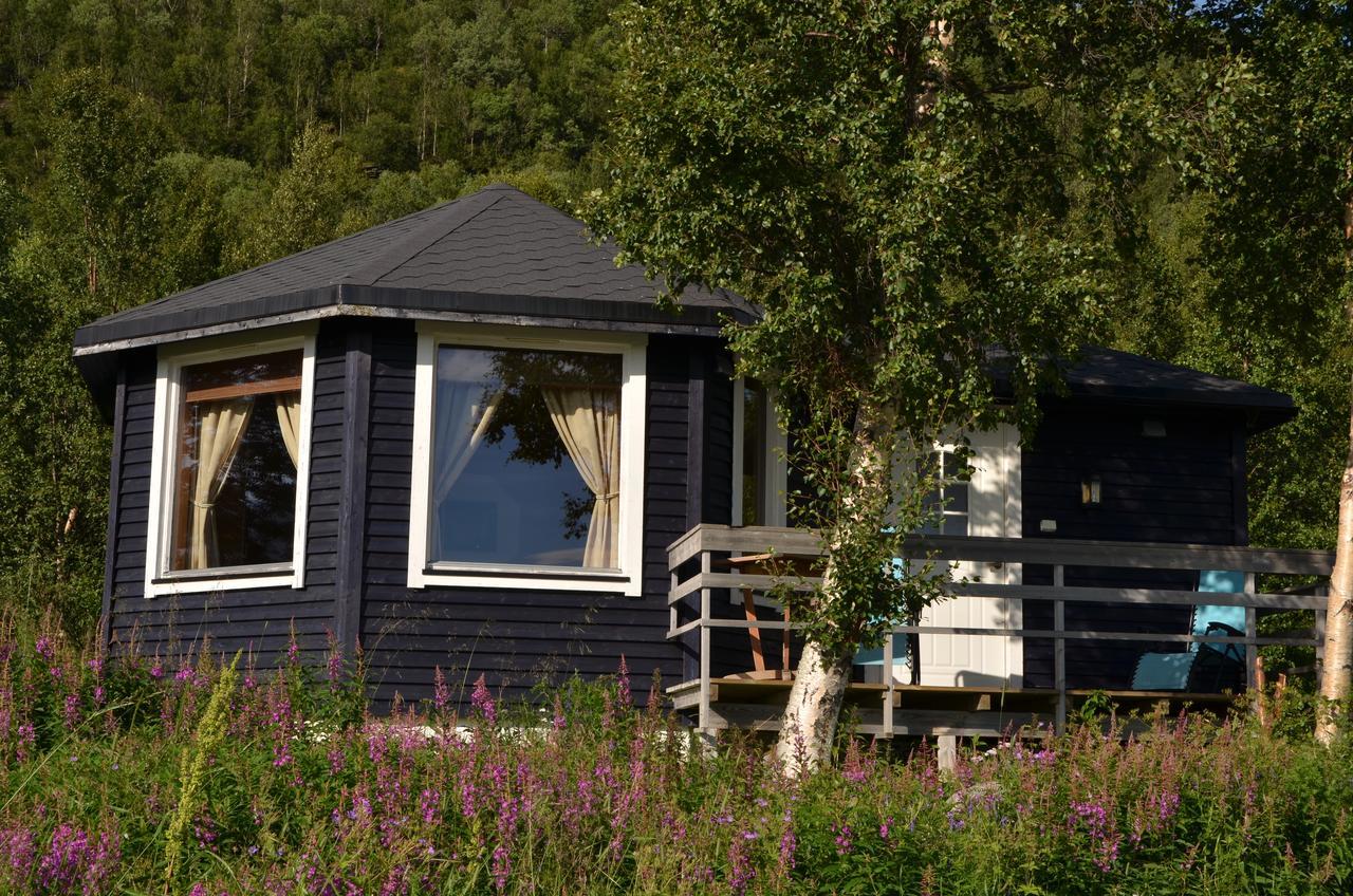 Arctic Fjordcamp Hotel Burfjord Exterior photo